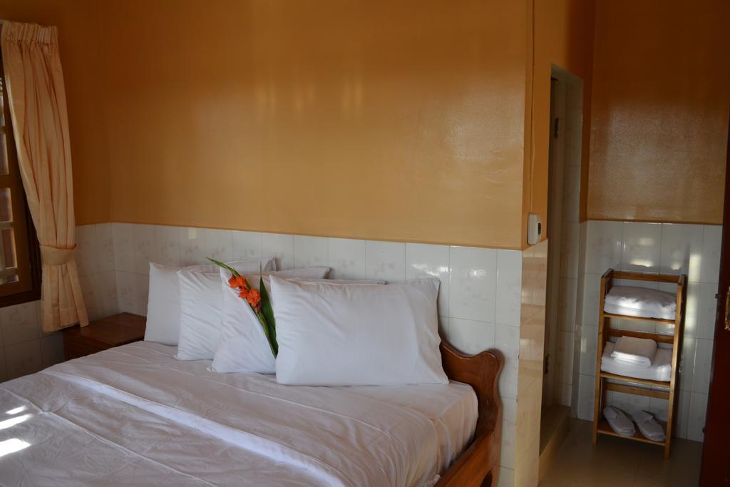 Готель Kampot Manor Номер фото